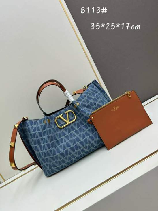 Picture of Valentino Handbags _SKUfw169833408fw